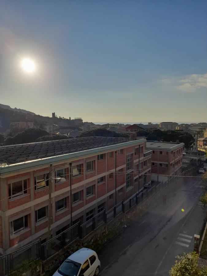Casa Gina Secondo Piano Con Ascensore E Parcheggio Леванто Екстериор снимка