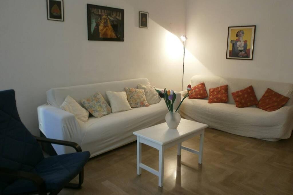 Casa Gina Secondo Piano Con Ascensore E Parcheggio Леванто Екстериор снимка